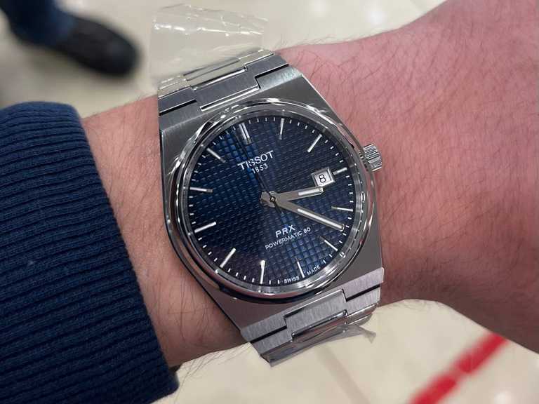 Приміряю Tissot PRX